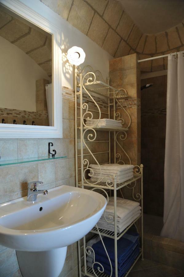 Trullo Delle Querce Suite Private Pool 马丁纳弗兰卡 外观 照片