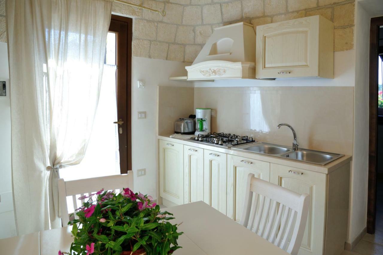 Trullo Delle Querce Suite Private Pool 马丁纳弗兰卡 外观 照片
